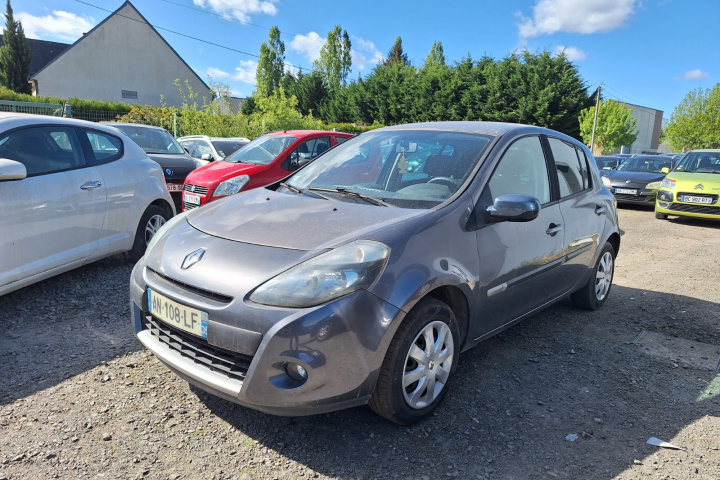 RENAULT CLIO III
