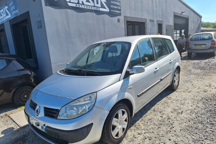 RENAULT GRAND SCENIC II