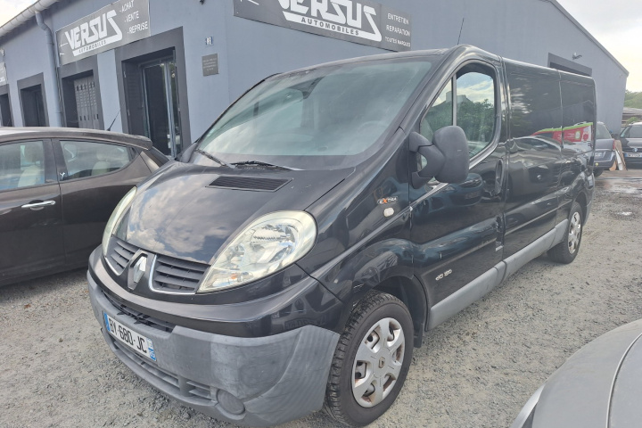 RENAULT TRAFIC FOURGON