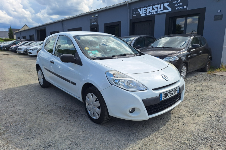 RENAULT CLIO III