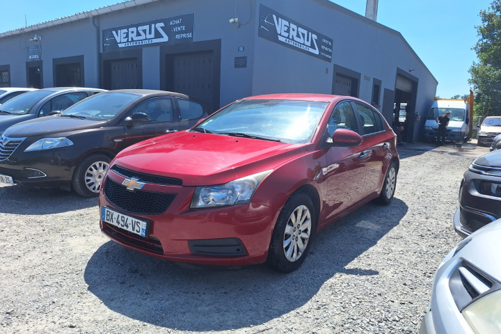 CHEVROLET CRUZE