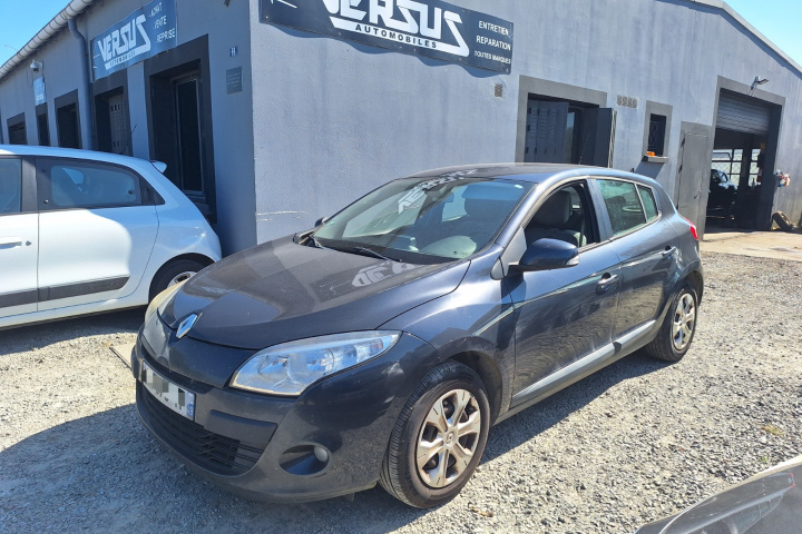 RENAULT MEGANE III BERLINE