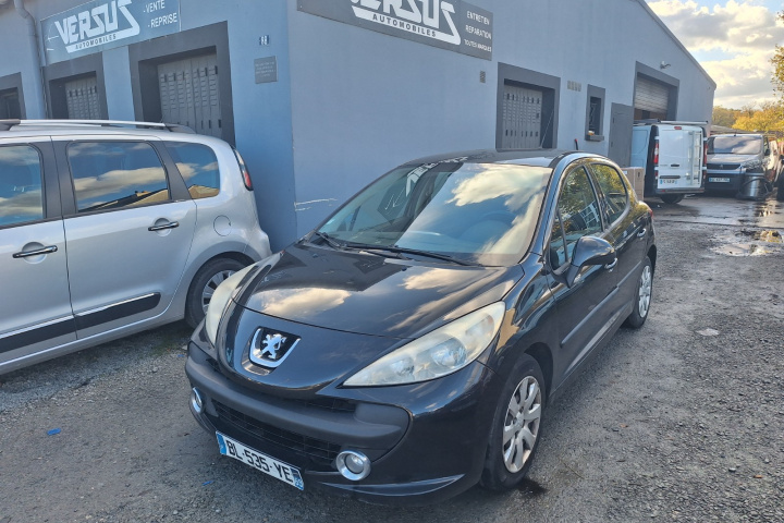 PEUGEOT 207