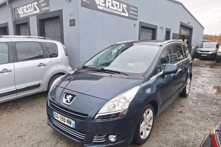 PEUGEOT 5008 BUSINESS