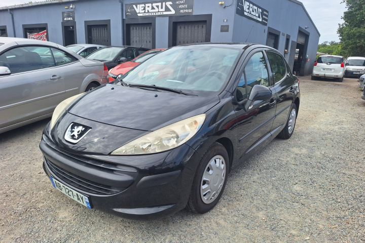 PEUGEOT 207