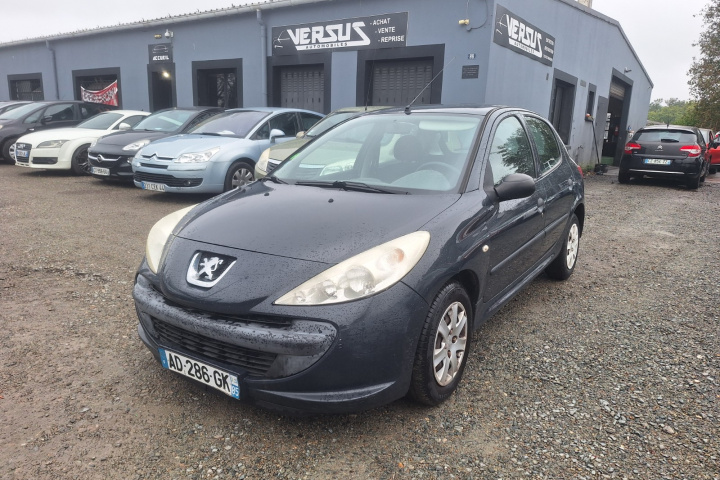 PEUGEOT 206+