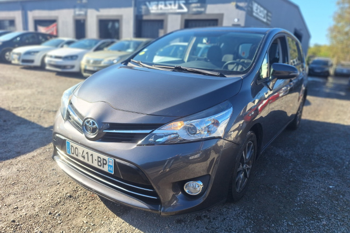 TOYOTA VERSO FEEL!