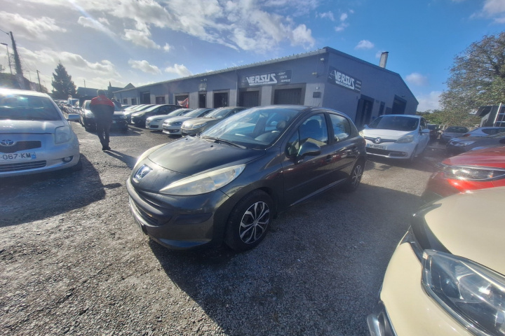 PEUGEOT 207
