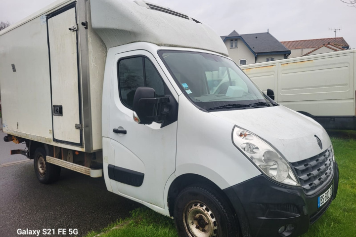 RENAULT MASTER TRANSPORTS SPECIFIQUES