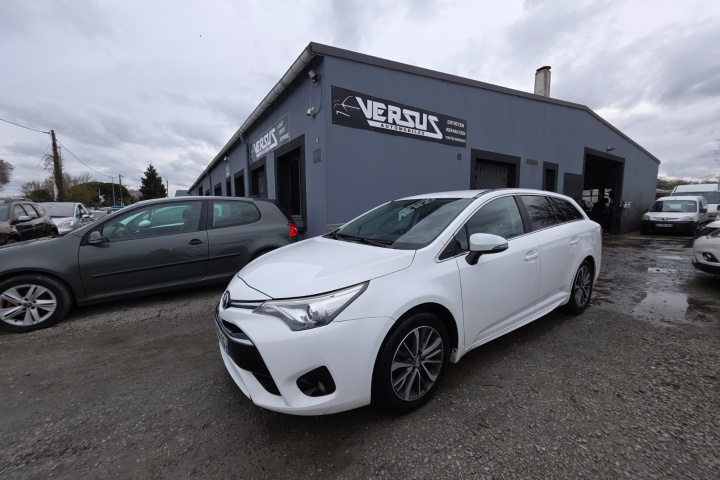 TOYOTA AVENSIS TOURING SPORTS