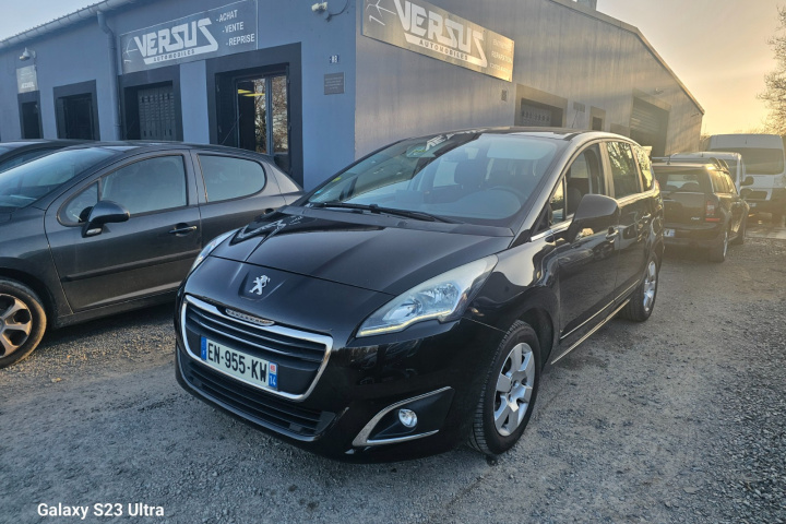 PEUGEOT 5008 BUSINESS