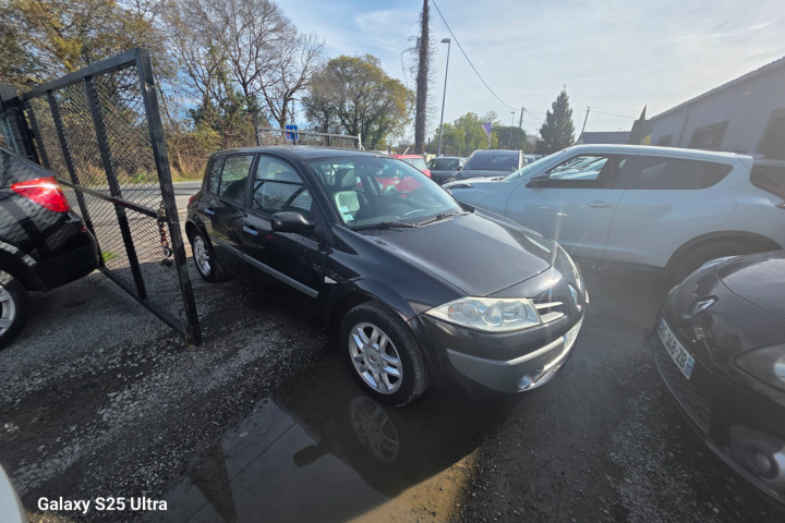 RENAULT MEGANE II BERLINE