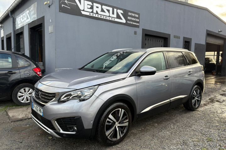 PEUGEOT 5008 BUSINESS