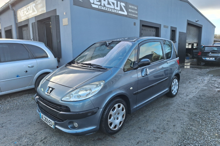 PEUGEOT 1007