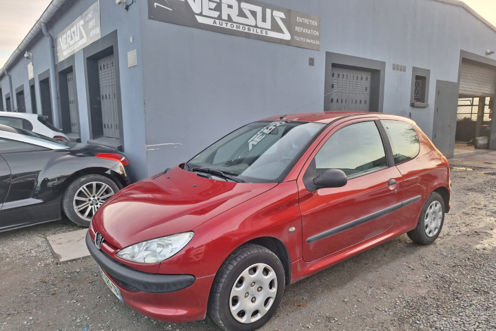 PEUGEOT 206